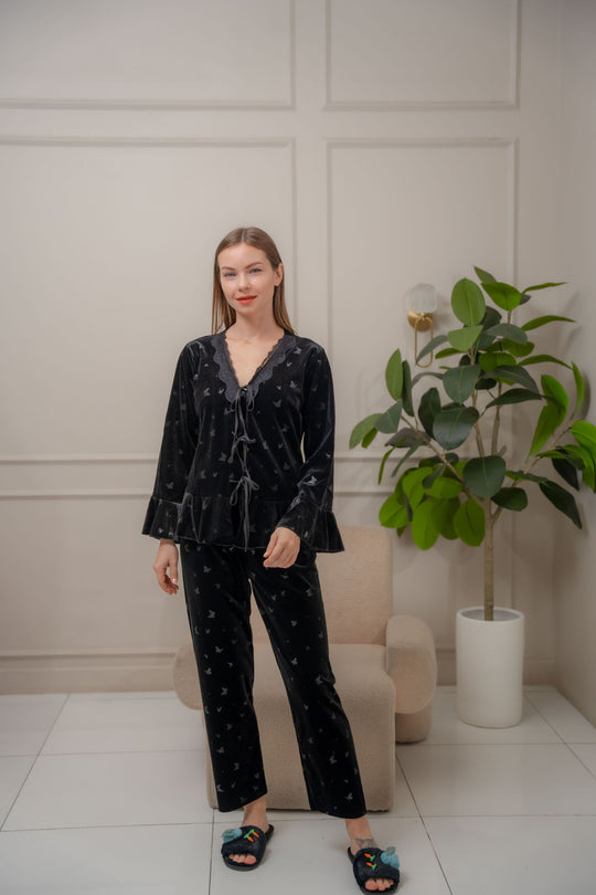FEMINISM TRIXIE VELVET LONGSLEEVE PAJAMA SET
