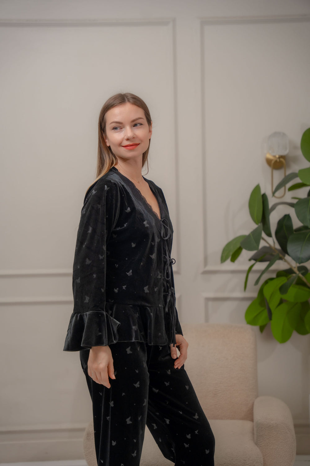 FEMINISM TRIXIE VELVET LONGSLEEVE PAJAMA SET