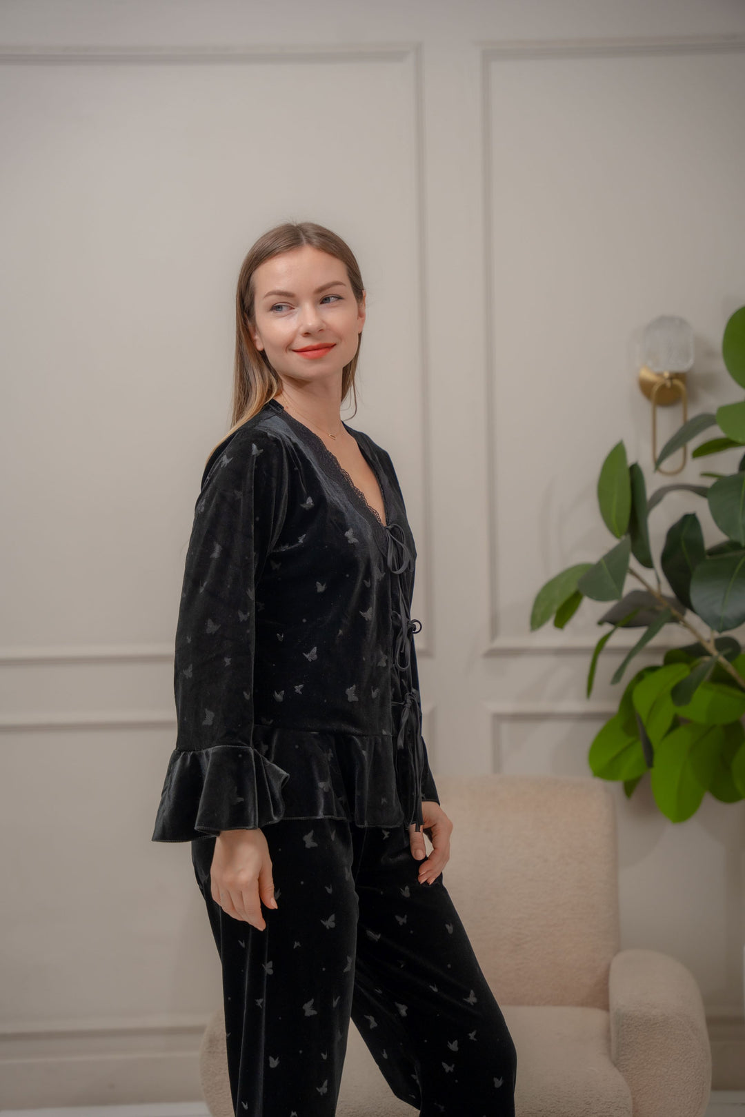 FEMINISM TRIXIE VELVET LONGSLEEVE PAJAMA SET