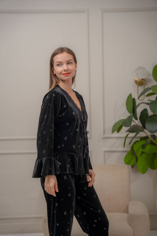 FEMINISM TRIXIE VELVET LONGSLEEVE PAJAMA SET