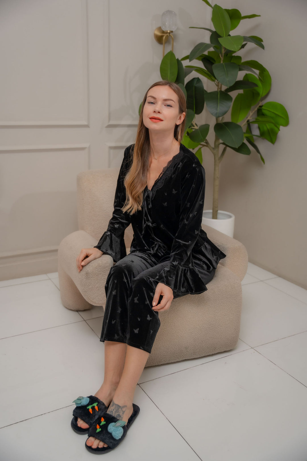 FEMINISM TRIXIE VELVET LONGSLEEVE PAJAMA SET