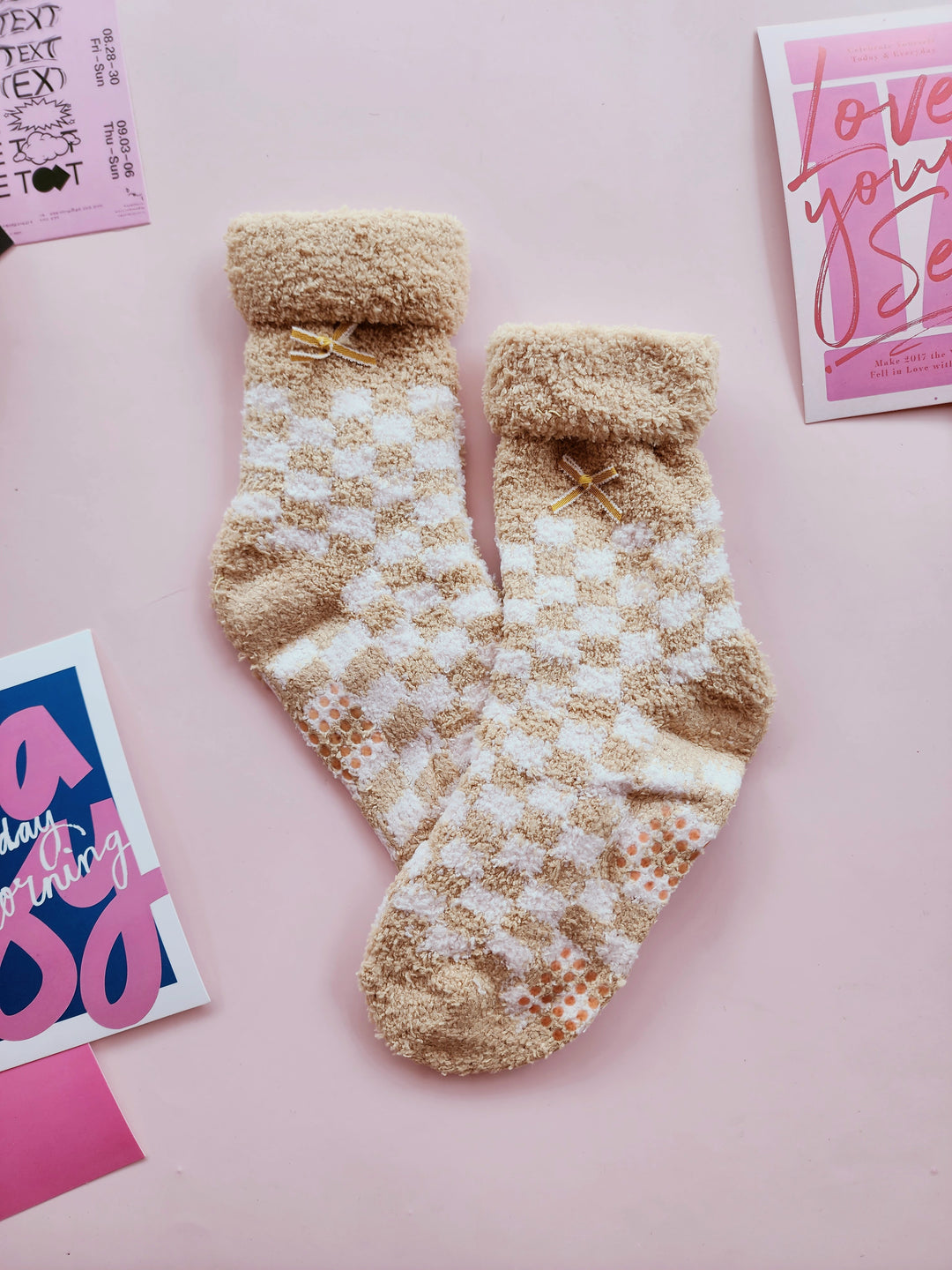 #8281 Checkered Sleep Socks