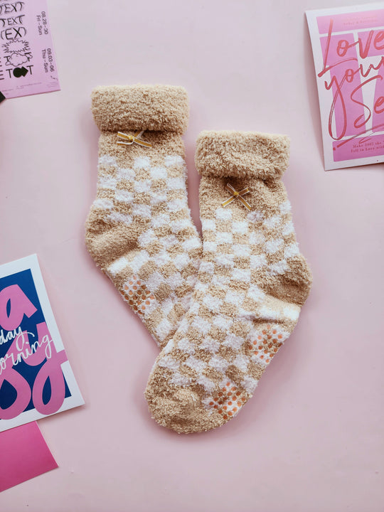 #8281 Checkered Sleep Socks