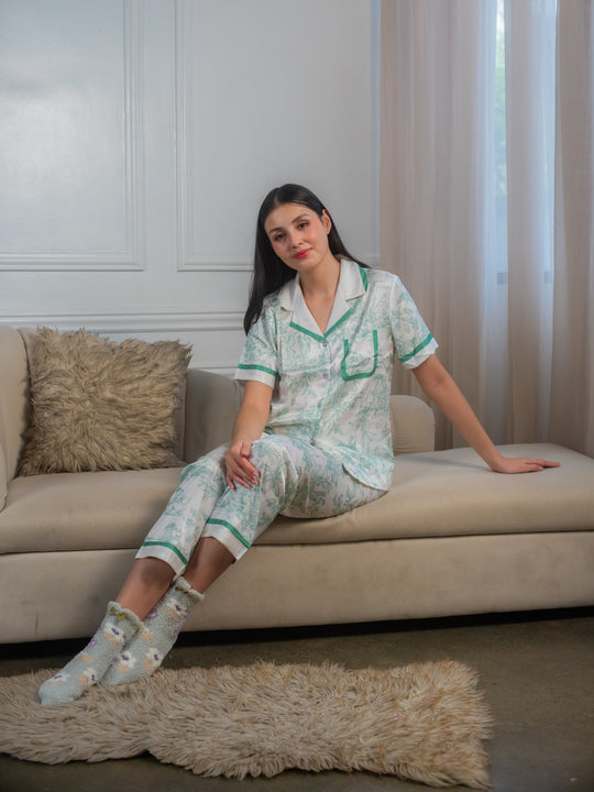 FEMINISM Begonia Silk Shortsleeve Pajama Set