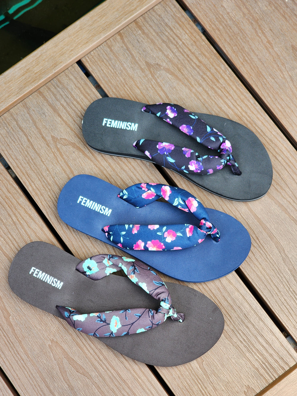 Floral Print Women's Flip Flops | Lightweight Casual Sandals