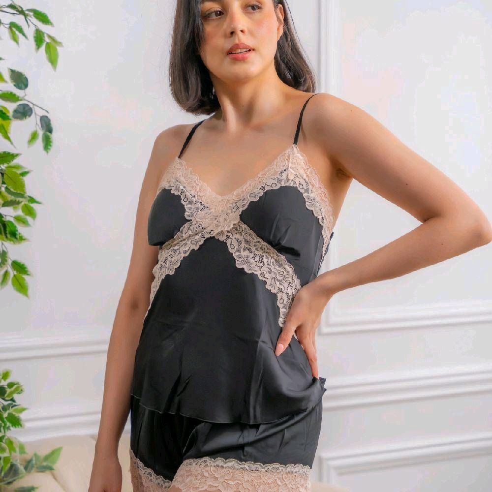 FEMINISM EYLA SILK SHORTS SET