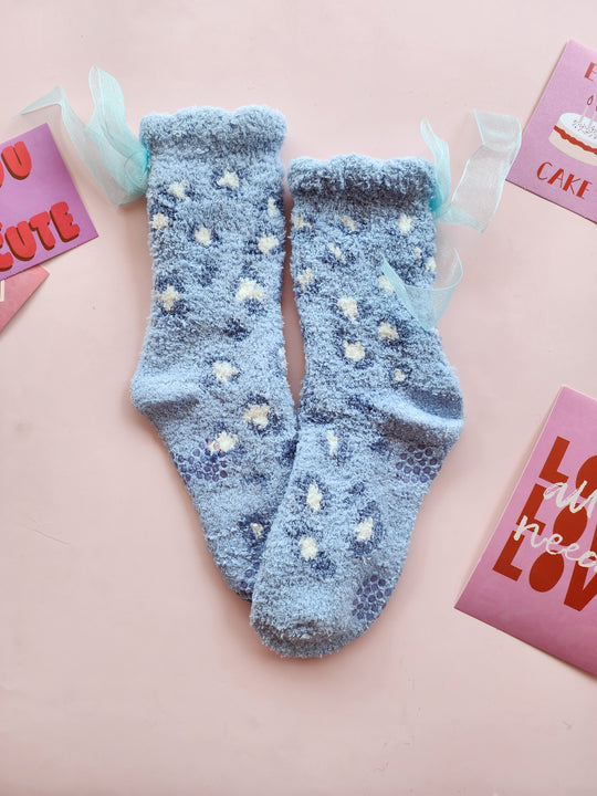 #8118 Cheetah socks