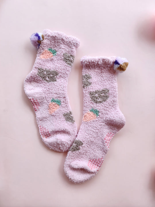 #8936 Carrot socks