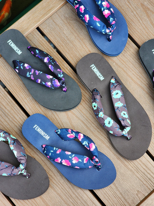 Floral Print Women's Flip Flops | Lightweight Casual Sandals