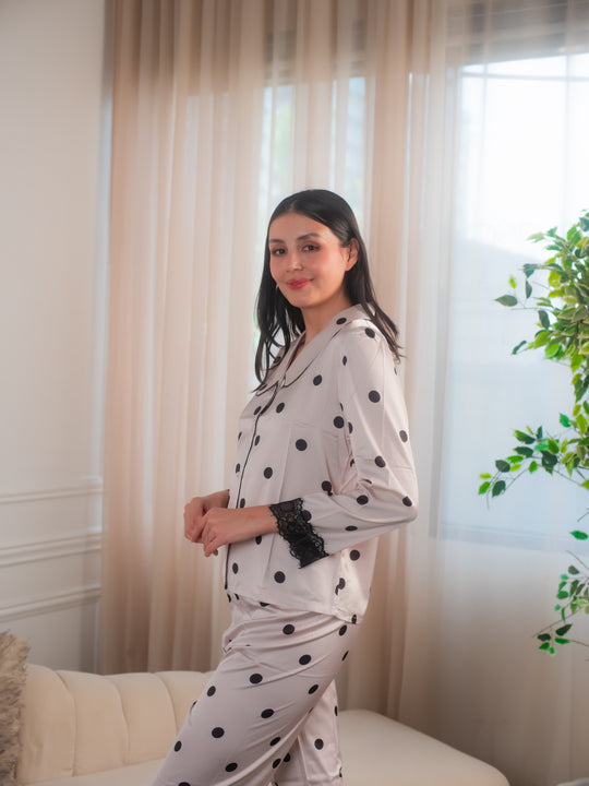 Feminism Women’s Snowdrop Silk Longsleeve Pajama Set