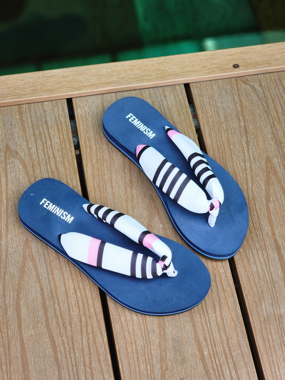 Stripes Print Women's Flip Flops | Lightweight Casual Sandals