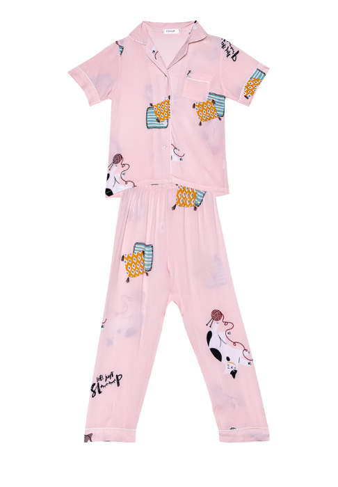 short sleeve pajama set for kids with printed graphic